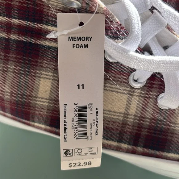 Women’s Plaid Sneaker - Picture 5 of 5